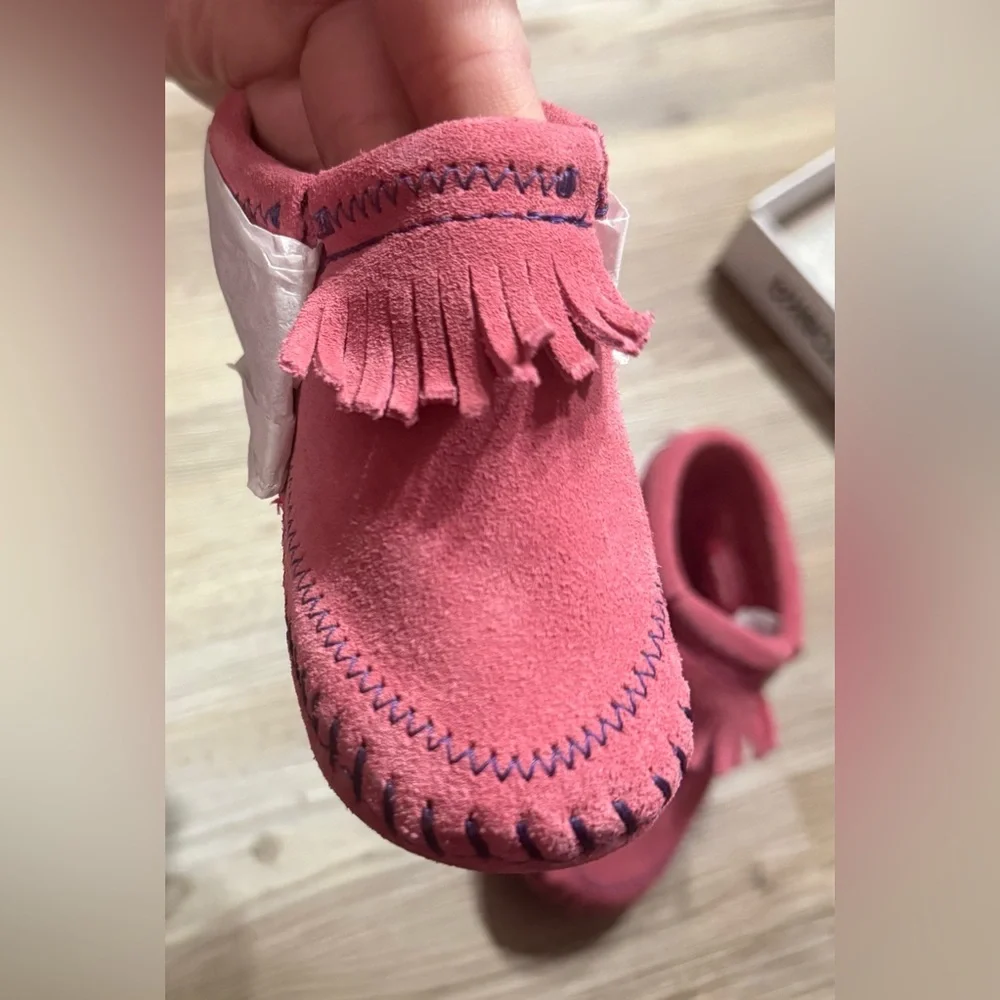 Minnetonka Riley Bootie Hot Pink Size 6